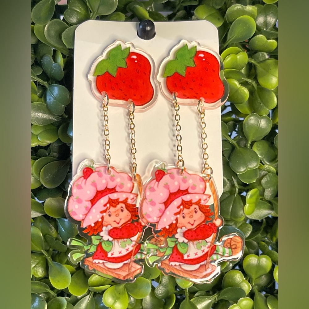 Strawberry Shortcake Earrings - Picture 1 of 1